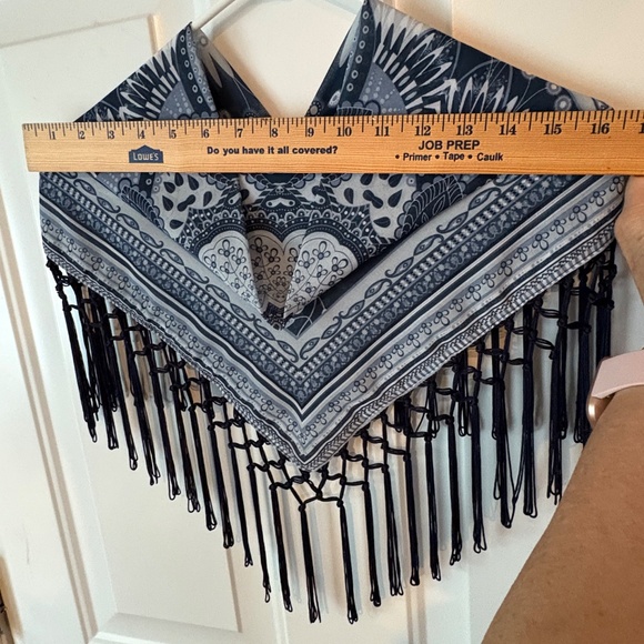 Fringed Shawl Scarf, Navy Blue and White. - Picture 8 of 8